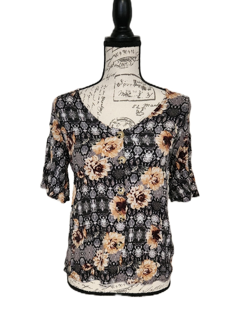 DAYTRIP Floral Button-Front Women's Top - Black with Beige Sunflowers Print EUC